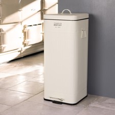 Charles Bentley 30L Square Retro Kitchen Pedal Bin