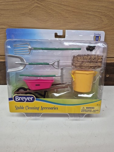 Breyer classics stable - breyer,