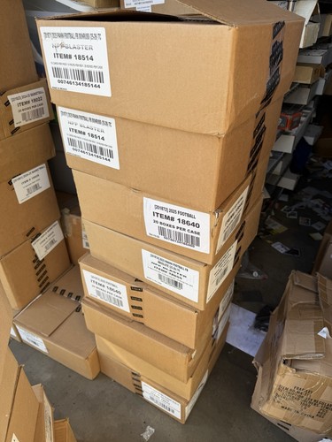 Bulk lot 3000 baseball - of,