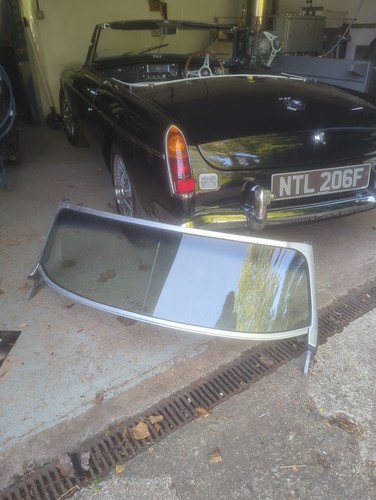 Mgb roadster windscreen frame - mgb,