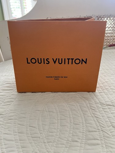Authentic louis vuitton - authentic, lv