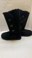 UGG Bailey Button  Genuine