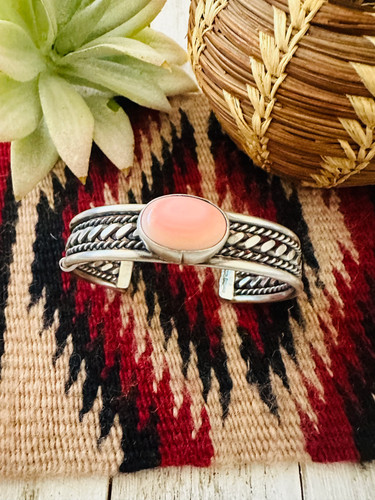 Handcrafted queen pink conch - queen,