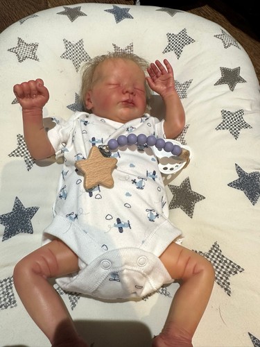 Reborn luke tay freitas - reborn,