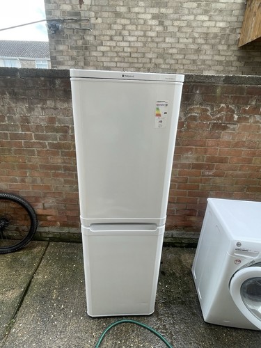 Fridge freezer and - fridge/freezer,