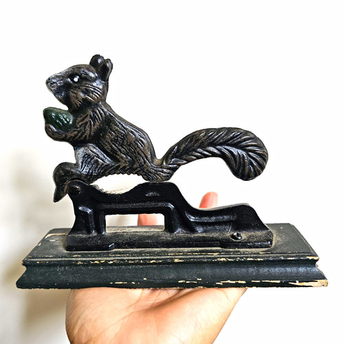 Vintage cast iron squirrel - vintage,