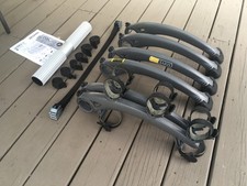 Saris Bones 3 Bike Rack Gray Trunk Mount Bicycle Carrier Holds 3 Bikes Nice