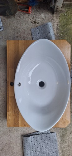 White ceramic oval - ceramic, with