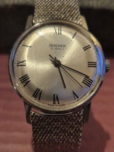 Vintage sekonda manual wind - wind, 17