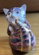 ROYAL CROWN DERBY PAPERWEIGHT