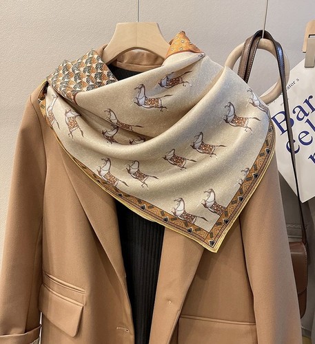 100 mulberry silk scarf - 100%,