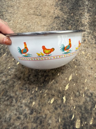 Vintage enamel chicken bowl - vintage, 8
