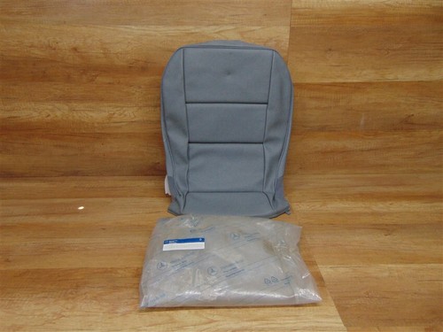 Front seat cushion text - seat, mb-text