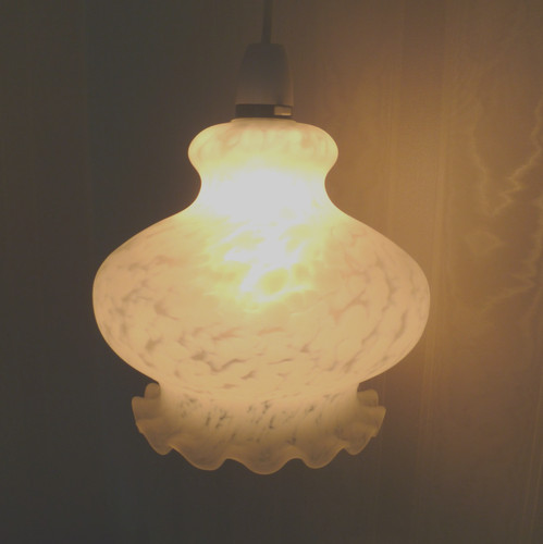 Vintage white frosted mottled - white,