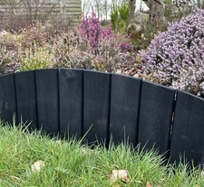 Garden Picket Fence Border