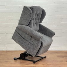 Oak Tree Single Motor Tilt-in-Space Riser Recliner Chair – Large / Grande