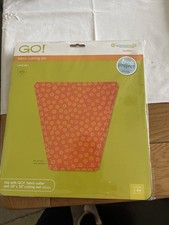 Accuquilt Go Fabric Cutting