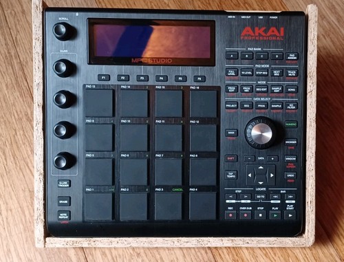 Akai professional mpc studio - akai,