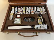 Titan Artists Oil Paints In Wooden Box & Accessories G56