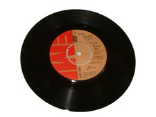 Benny Hill – Ernie (The Fastest Milkman In The West) – 7" – 1976 Reissue EMI2542