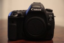 Canon EOS 5D Mark IV 30.4MP
