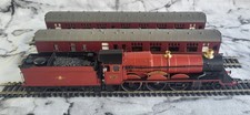 Hornby R2284 Harry Potter 'Hogwarts Castle' + Mk1 Composite Coach + Brake Coach