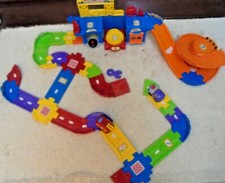 TOOT-TOOT REPAIR CENTRE WITH LOTS OF EXTRAS