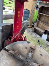 Mondolfo tyre changer with bead breaker 