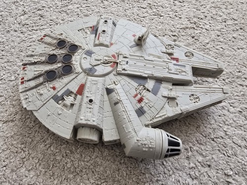 Millennium falcon spaceship - falcon,