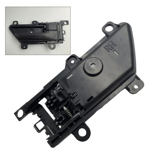 Parcel shelf string clip