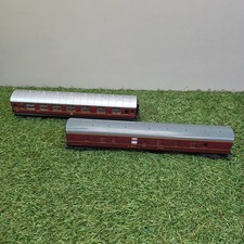 Lima lms railway carriage - lms,