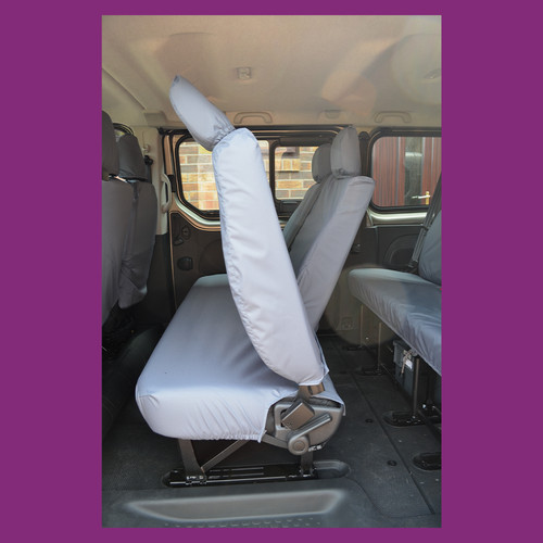 Vauxhall vivaro minibus 14 - vauxhall,