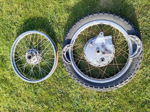 Suzuki gt500 wheels front - front, +