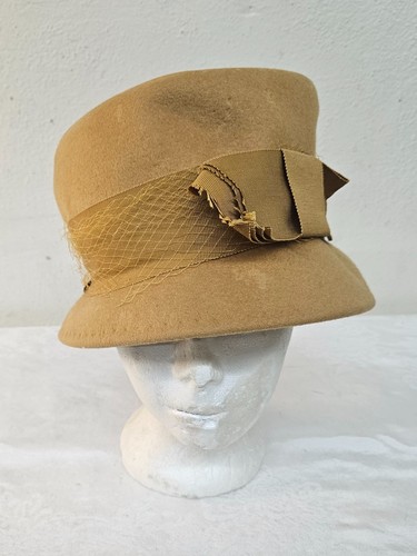 Vintage 1950 era electa - era,