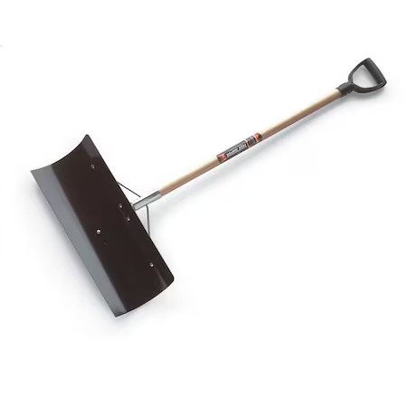 Snow shovel wood d grip - in, d-grip
