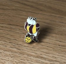 Claret & Gold Stripes Bulldog