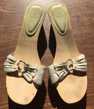 Zara Wooden Butterfly Slider