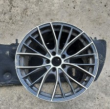 19" 5 Stood  alloy Wheell black 19x9.ojj lg495  