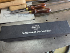 Axminster MT1 woodturning