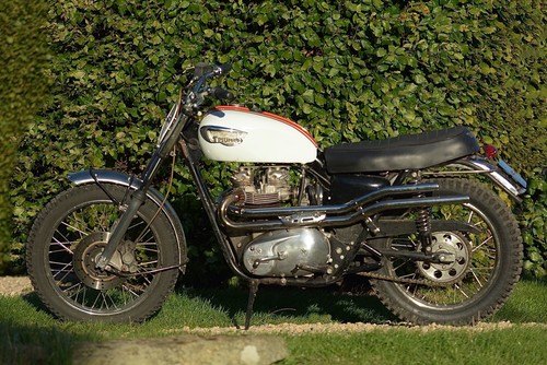 Triumph bonneville t140v - triumph,