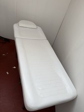 Beauty Salon Bed -tilting head rest -cream - 