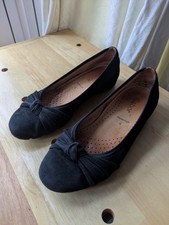 Gabor Black Nubuck Shoes. Bow Detail. Hovercraft. Size 4. Worn 3 Times Only.