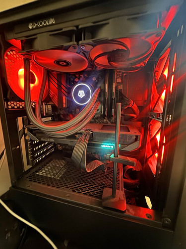 Custom gaming tower - gaming, pc