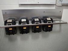 Makita 18v lithium battery - , van