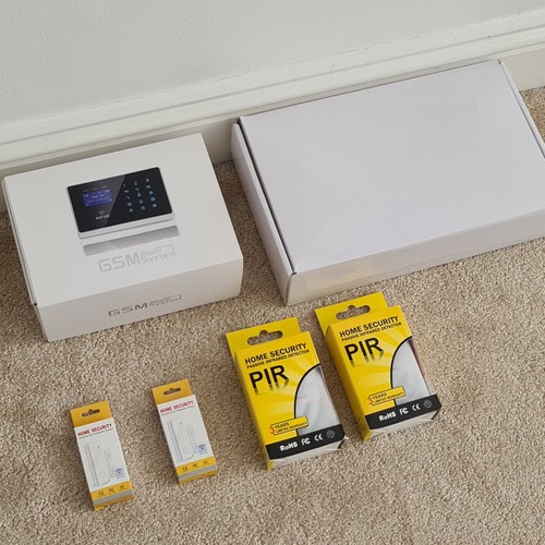 Home burglar alarm smart - home,