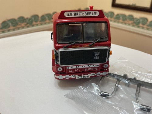 Heavy haulage corgi volvo - haulage,