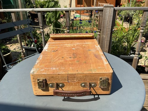 Portable artists wooden - artists,