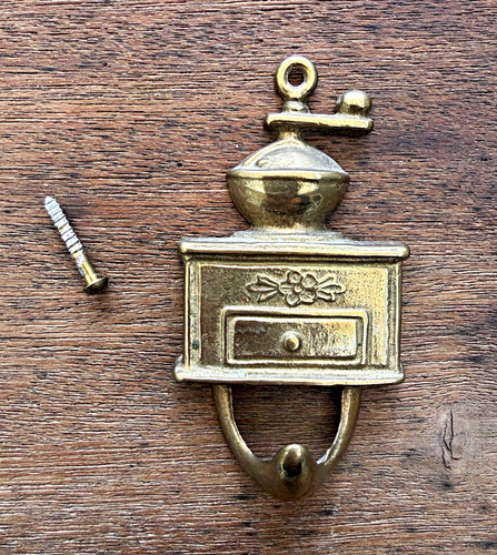 Vintage made italy brass - in,