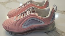 Pristine Worn 2x Womens NIKE