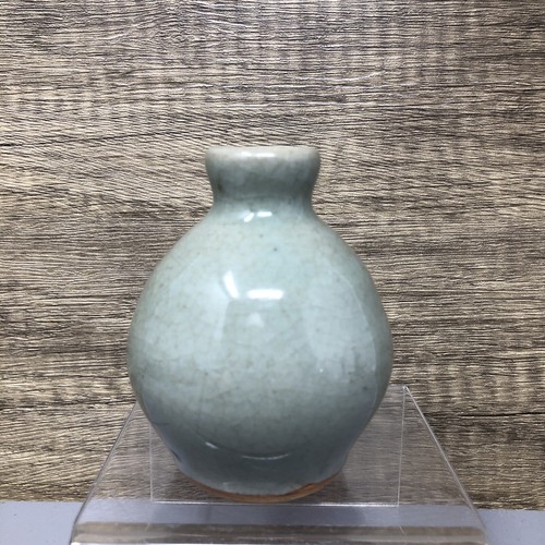 Leach pottery bud - leach,
